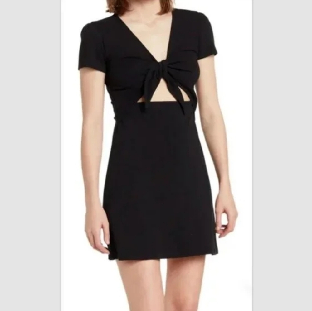 Abound Short Sleeve Tie Front Cutout Mini Dress XS Extra Small